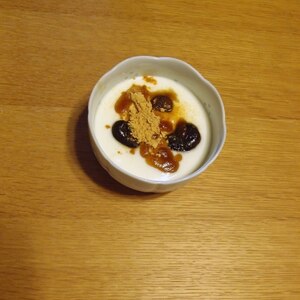 黒蜜きなこin煮豆ヨーグルト☆